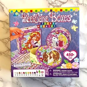 3/$45 ⭐️ DIY Jewel Keepsake Boxes (NEW)